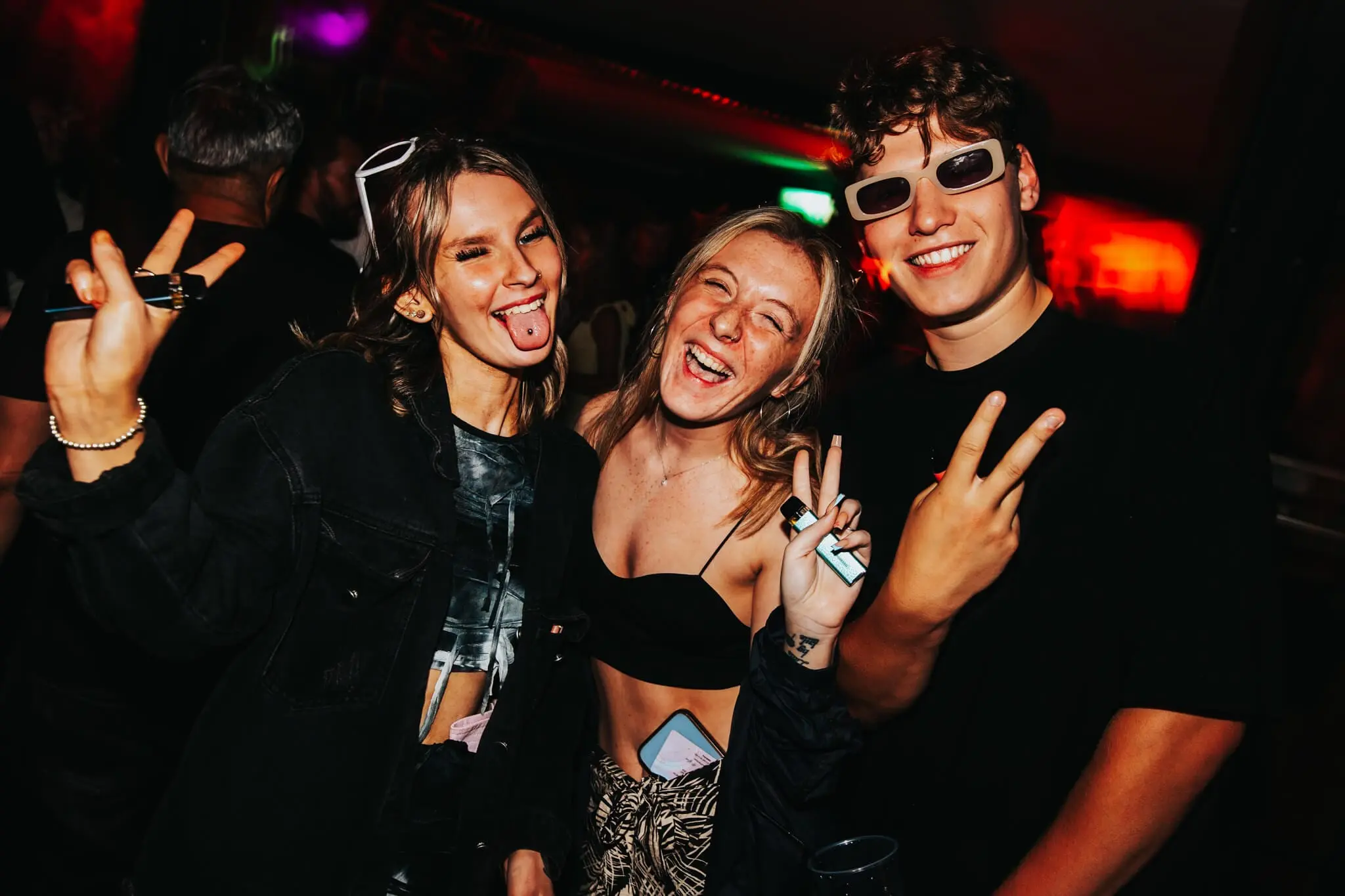 Hands up on the main floor
