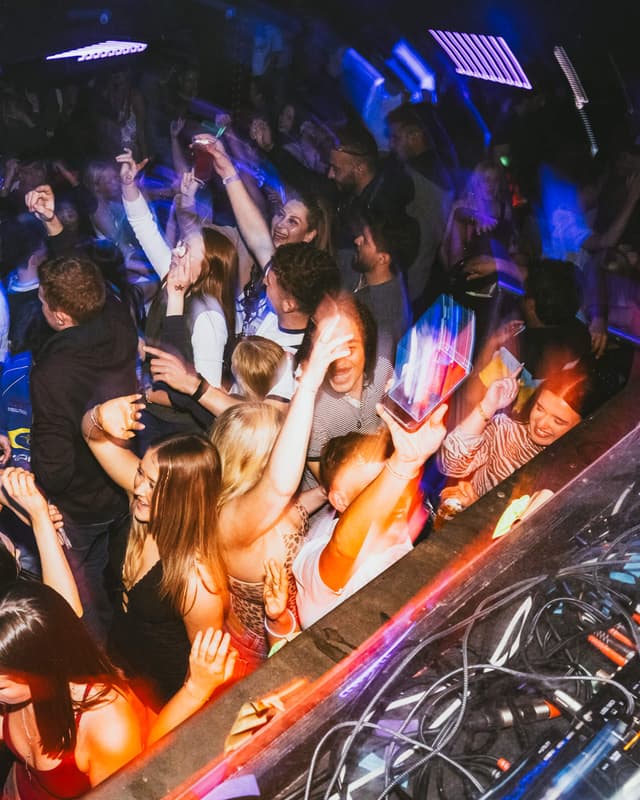 FUBU at Thompsons, Thu 17 Sep 2026