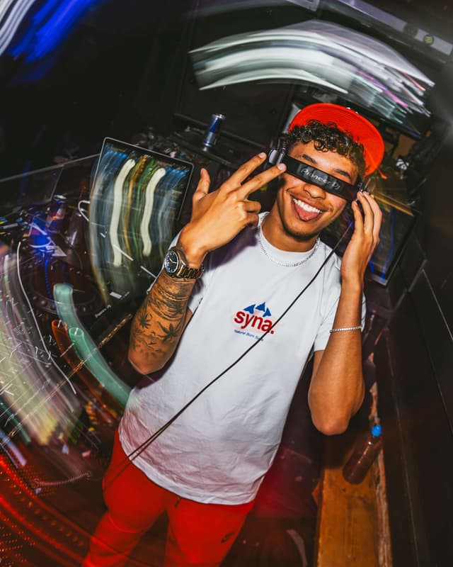 FUBU at Thompsons, Thu 1 Oct 2026