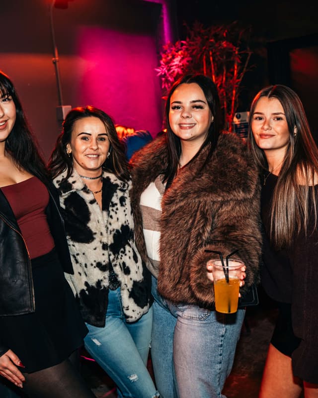 Misfit at Thompsons, Fri 9 Jan 2026