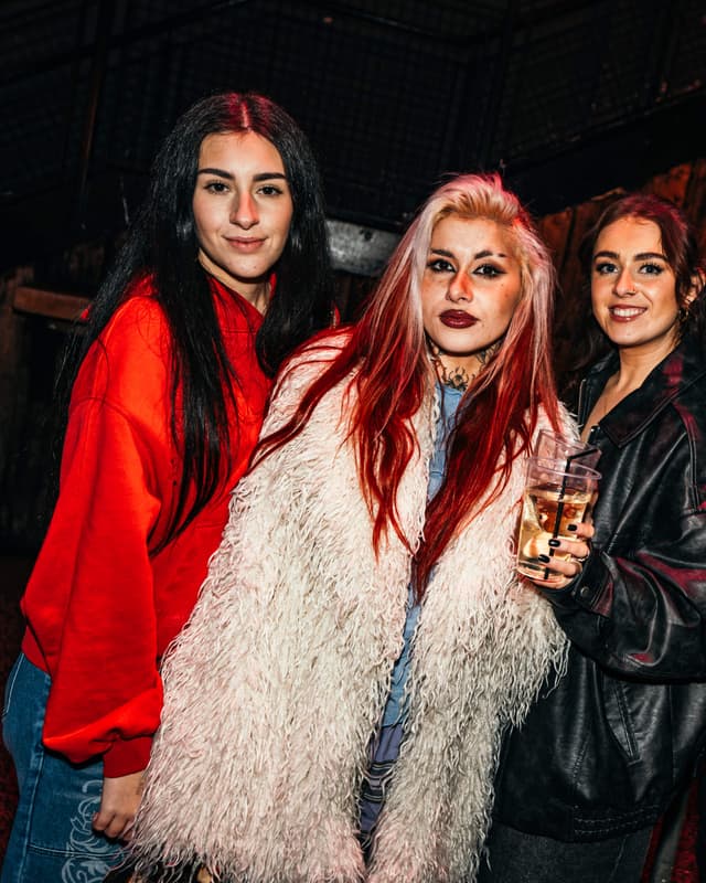 Misfit at Thompsons, Fri 9 Jan 2026