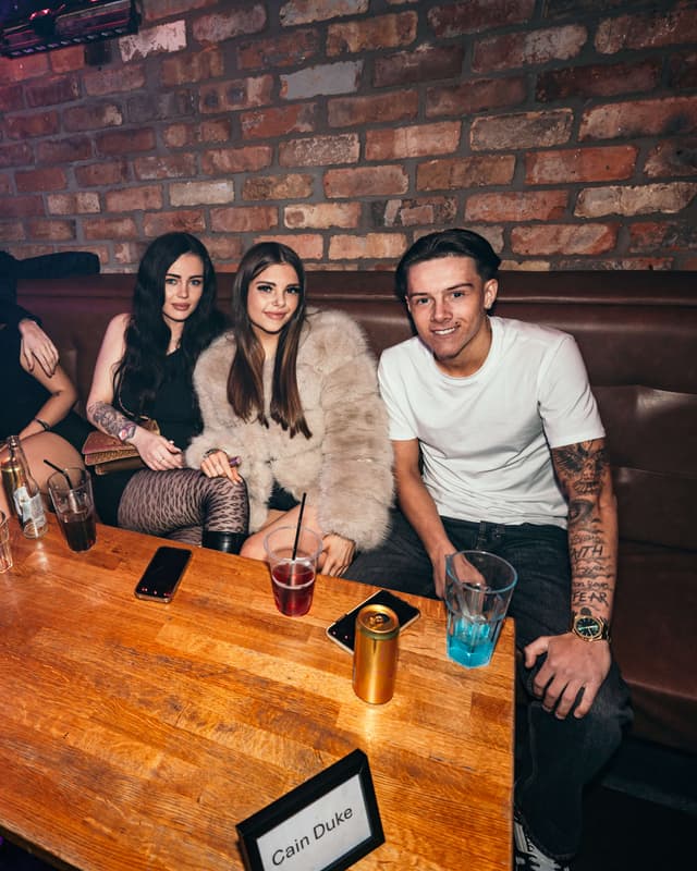 Misfit at Thompsons, Fri 9 Jan 2026