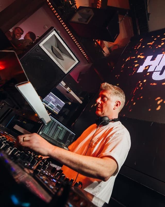 Stereo Sessions at Thompsons, Spring 2025 · Part 1