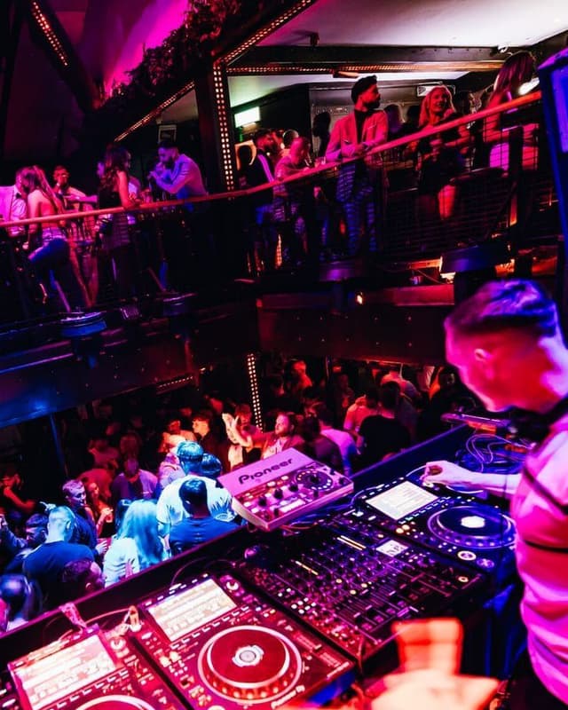 Stereo Sessions at Thompsons, Summer 2025 · Part 2