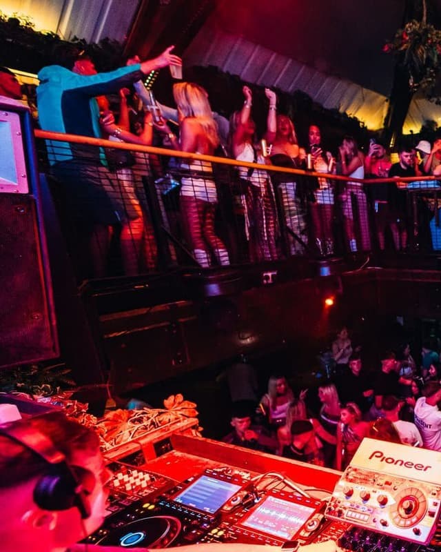 Stereo Sessions at Thompsons, Summer 2025 · Part 3
